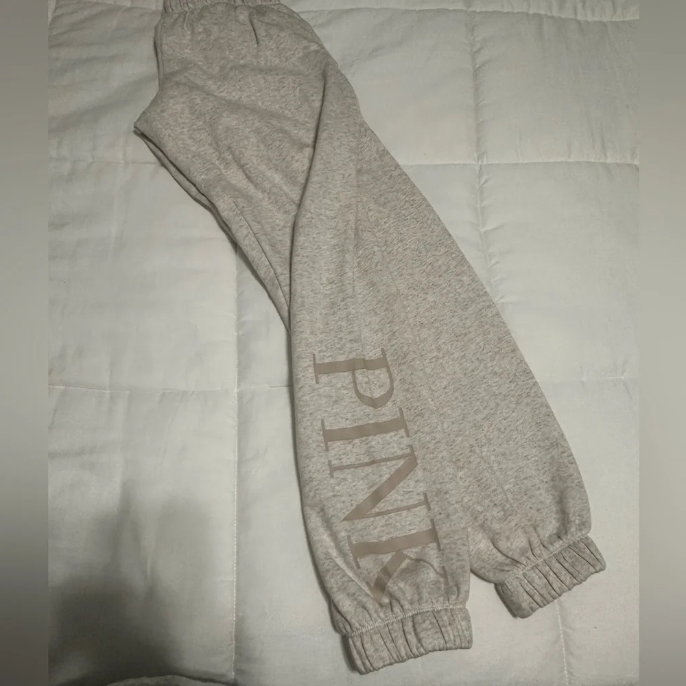 PINK Oatmeal Heather sweatpants - XS - Picture 2 of 3